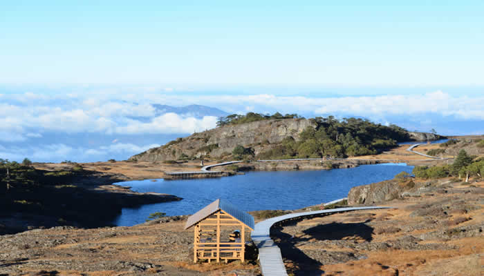 昆明轎子雪(xuě)山(shān)景色